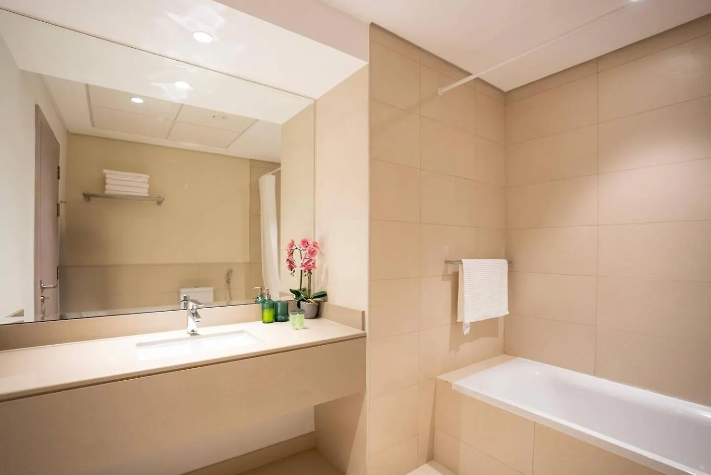 Apartment 2Br Luxurious Apt At Yas Island Abu Dhabi
