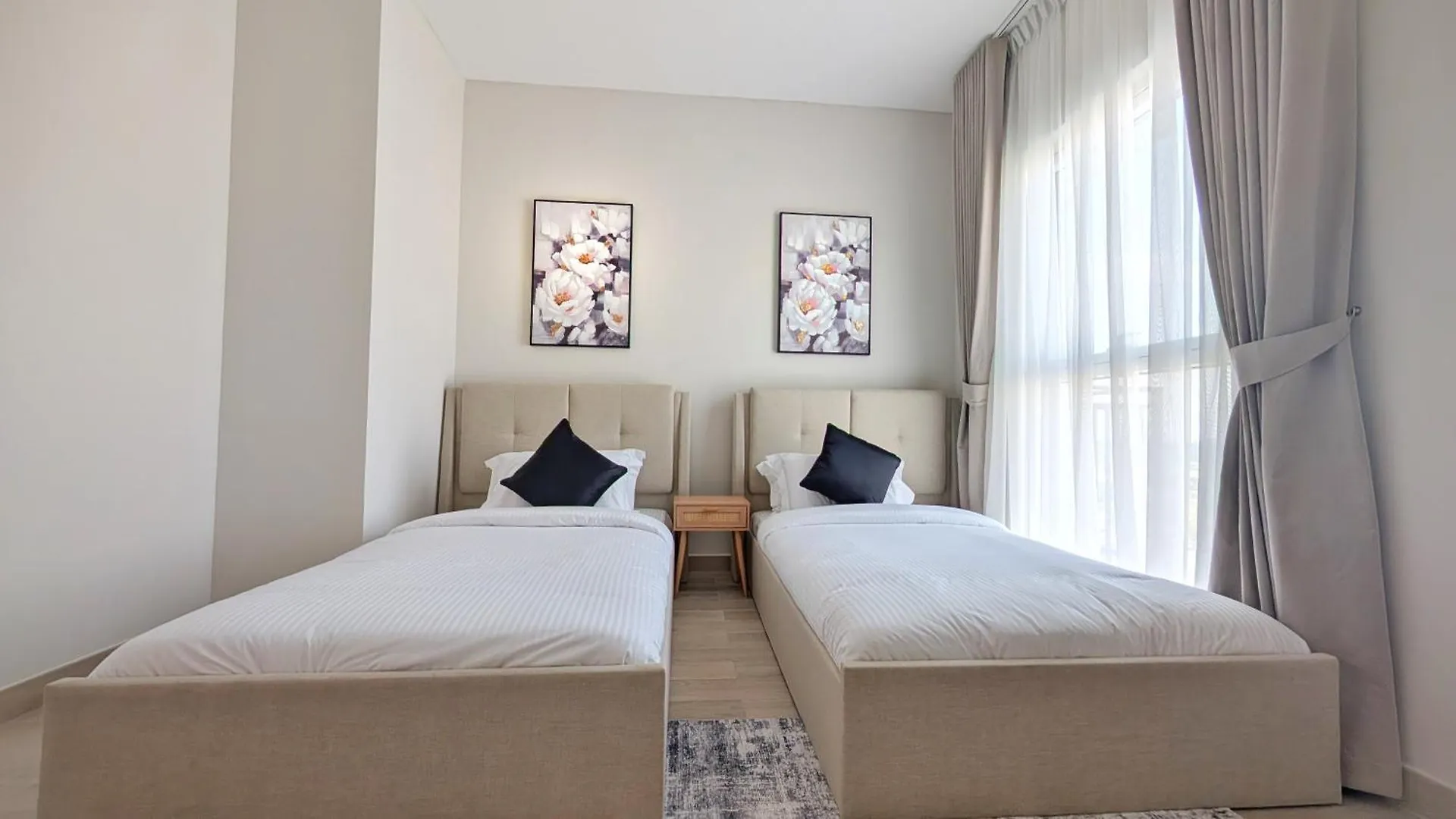 2Br Luxurious Apt At Yas Island Abu Dhabi 0*,  United Arab Emirates
