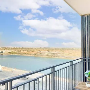 B1 In Yas With Canal View Abu Dhabi